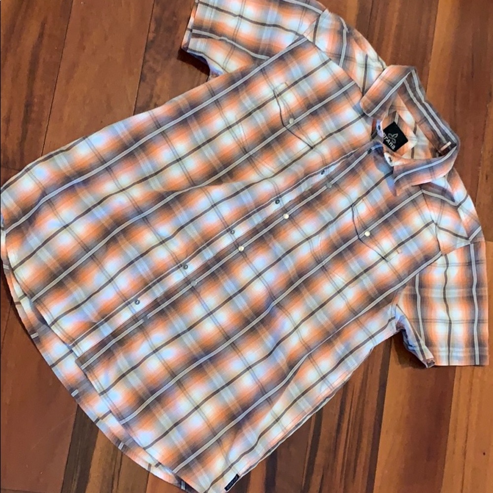 SS button down prAna shirt